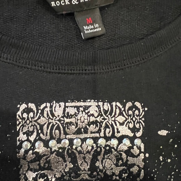 - Rock & Republic cross‎ sweater - Picture 3 of 4